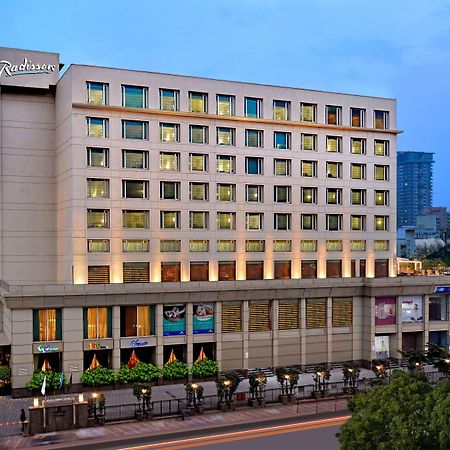 Radisson Mumbai Goregaon Esterno foto