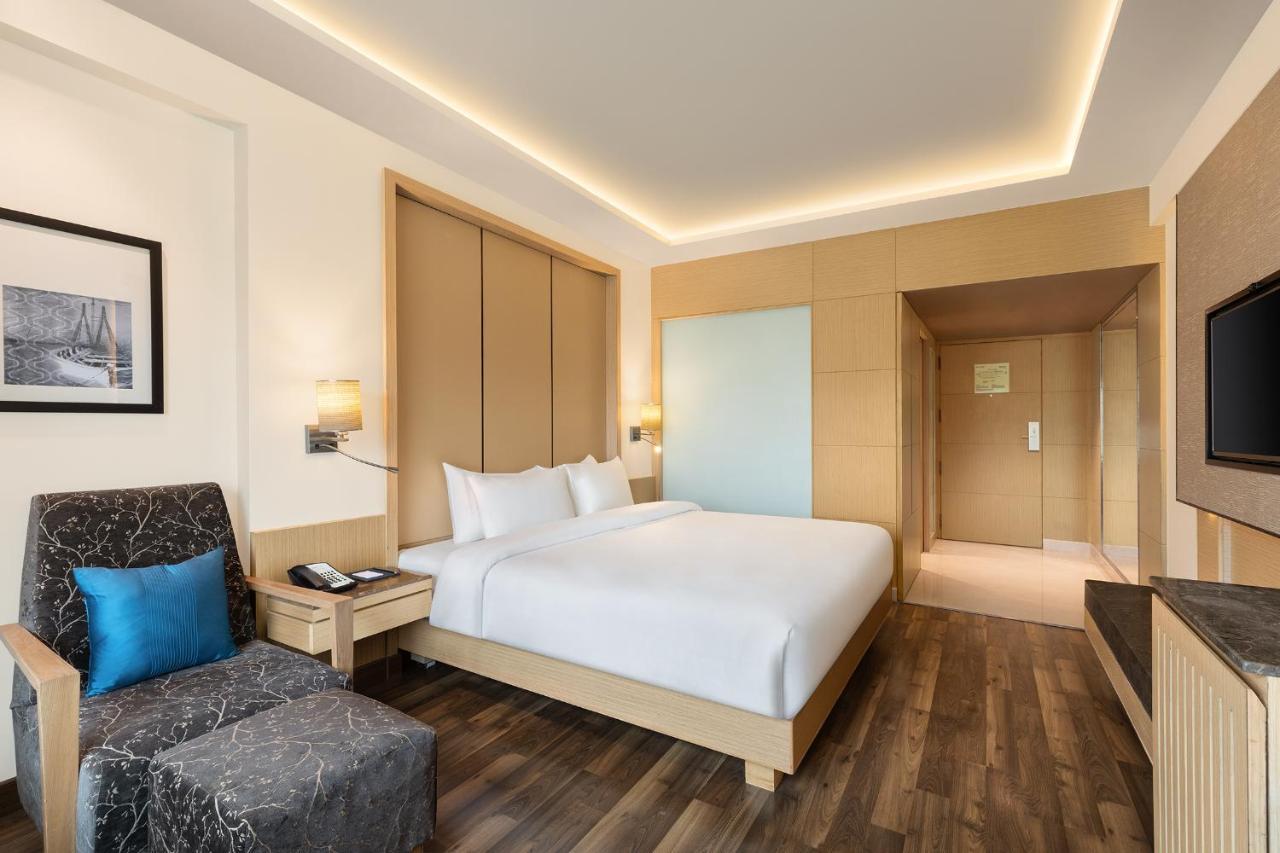 Radisson Mumbai Goregaon Esterno foto