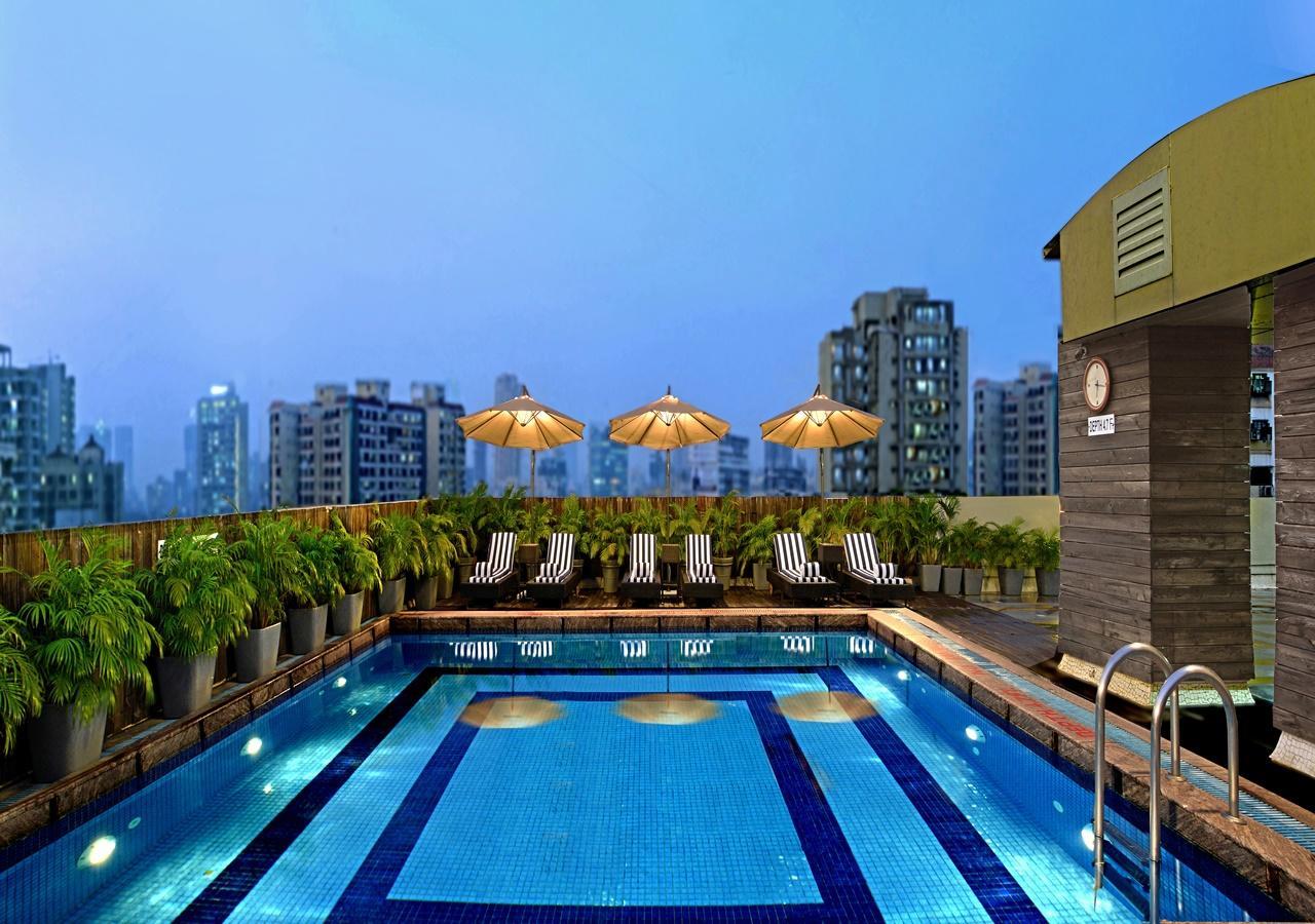Radisson Mumbai Goregaon Esterno foto